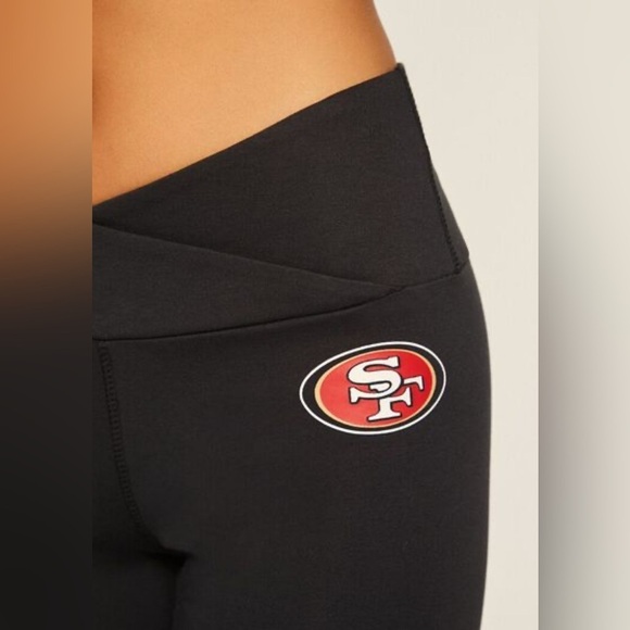 Forever 21 Women’s San Francisco 49ers Flare Pants XS - Picture 5 of 10